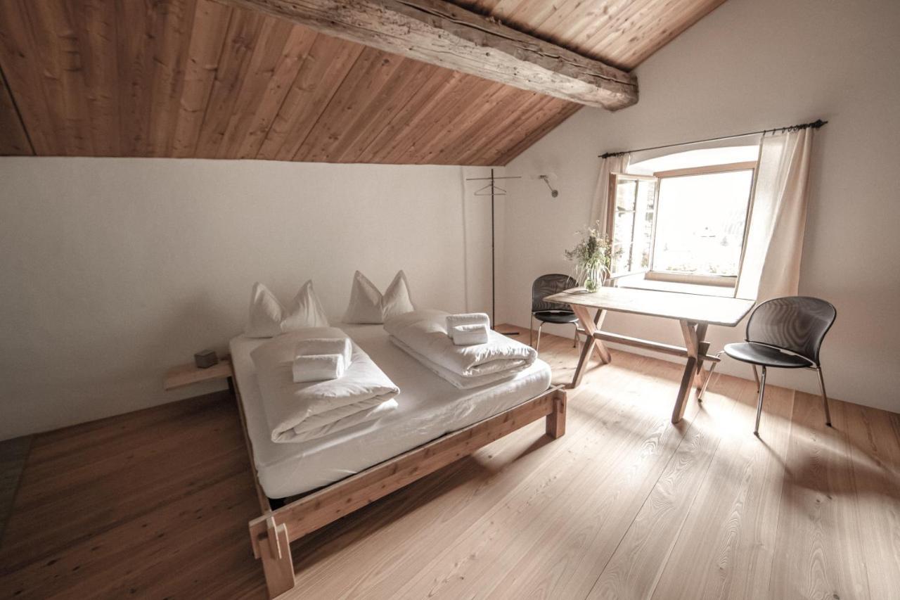 Hotel Weiss Kreuz Splügen Kamer foto