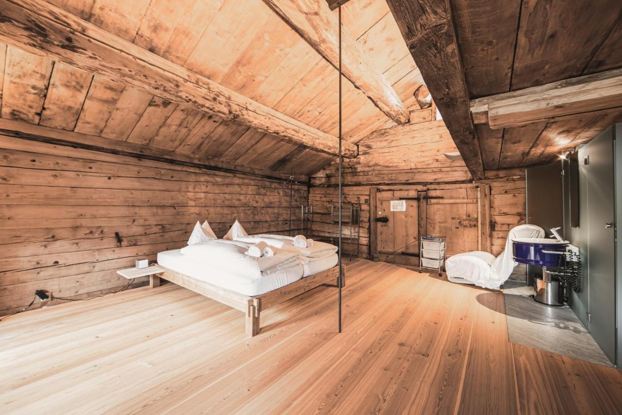 Hotel Weiss Kreuz Splügen Kamer foto